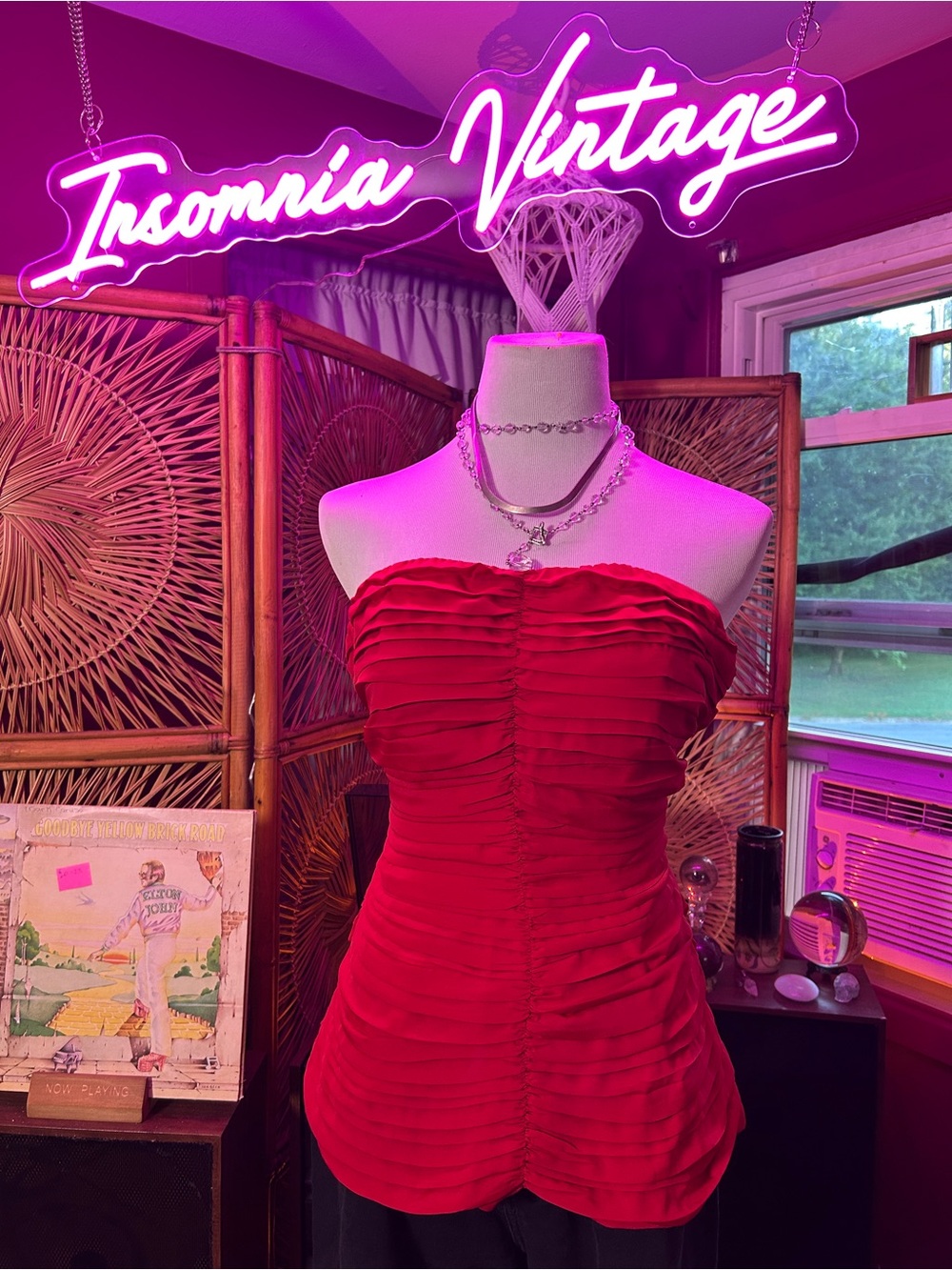 The Limited Y2K NWT Strapless Red Ruched Top